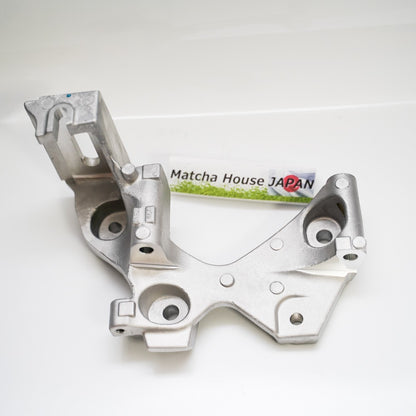 NISSAN Genuine 11710-ED50C JUKE Alternator Bracket New - Image 6