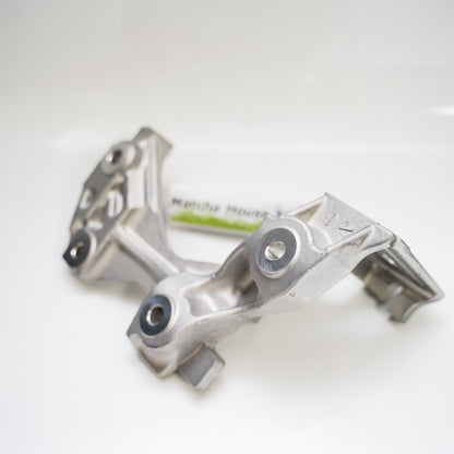 NISSAN Genuine 11710-ED50C JUKE Alternator Bracket New - Image 7